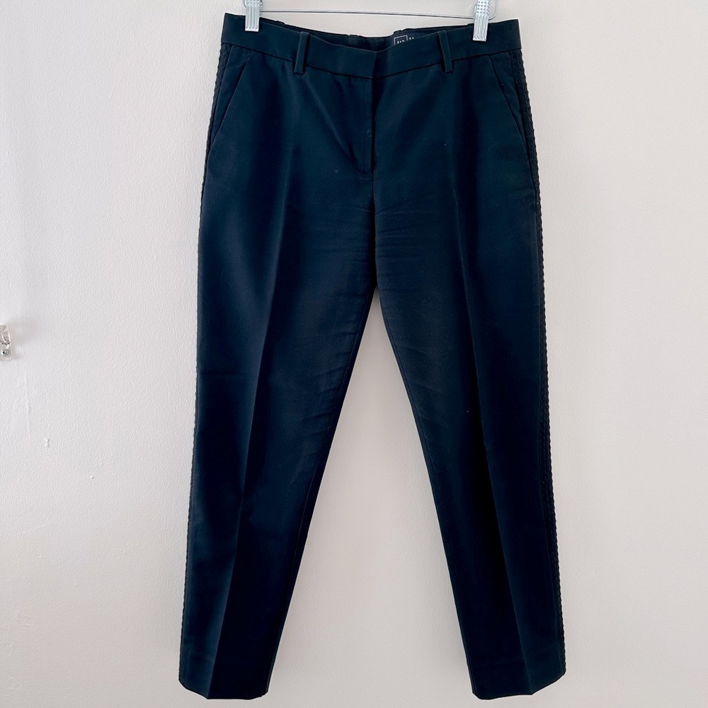 Gap - Slim Crop Pants in Navy Blue | Size 4 Regular